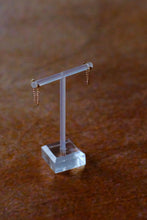 Load image into Gallery viewer, simple scoop dangle
