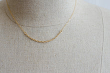 Load image into Gallery viewer, simple textured necklace
